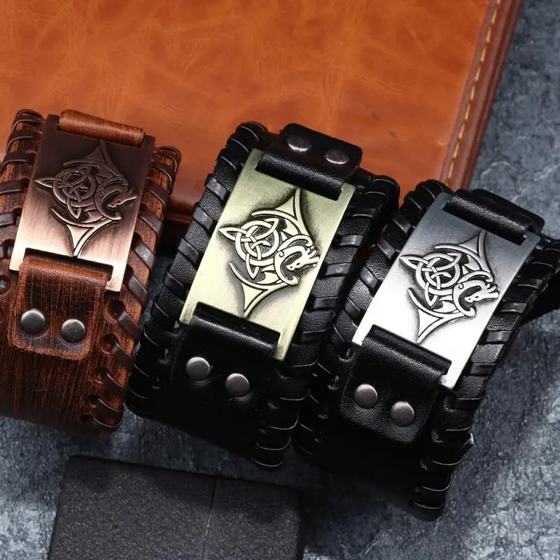 Toten Design Nordic Viking Duron Nidhogg Bracelet for Man Hand Woven Wide Leather Wristband Adjustable Bangles Punk Jewelry
Toten Design Nordic Viking Duron Nidhogg Bracelet for Man Hand Woven Wide Leather Wristband Adjustable Bangles Punk Jewelry