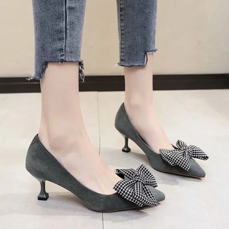 Cresfimix zapatos de mujer; Женские милые черные туфли в клетку с бабочкой без застежки на шпильках для офиса; Женская повседневная обувь на высоком каб...
Cresfimix zapatos de mujer; Женские милые черные туфли в клетку с бабочкой без застежки на шпильках для офиса; Женская повседневная обувь на высоком каб...