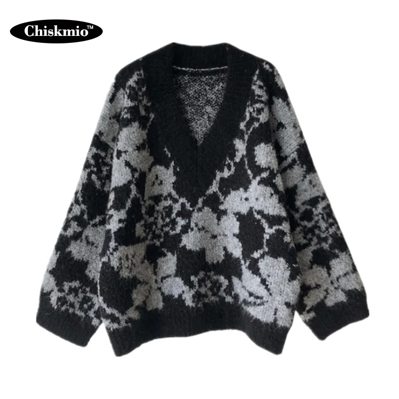 Women's Floral Knit Sweater Loose V-Neck Knitted Tops Warm Winter Vintage Knitting Pullover Ladies Korean Knitwear Harajuku
Women's Floral Knit Sweater Loose V-Neck Knitted Tops Warm Winter Vintage Knitting Pullover Ladies Korean Knitwear Harajuku