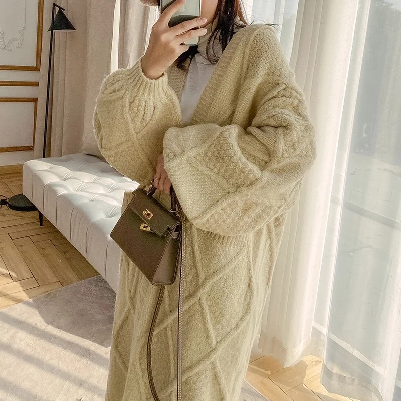 LMQ NEW 2020 Long Women Cardigans Autumn Winter Lantern Sleeve Knitted Plus Size Jacket Loose Wild Ladies Thick Sweaters
LMQ NEW 2020 Long Women Cardigans Autumn Winter Lantern Sleeve Knitted Plus Size Jacket Loose Wild Ladies Thick Sweaters