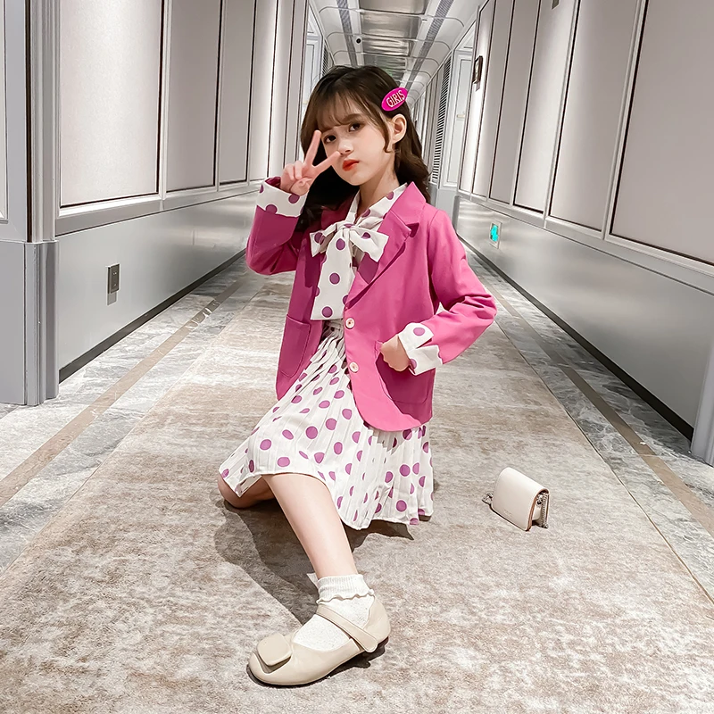 New Children's Clothing Girls Baby Spring and Autumn Clothes Girls Casual Blazer Solid Color Dot Dress Cloth Set Suit
New Children's Clothing Girls Baby Spring and Autumn Clothes Girls Casual Blazer Solid Color Dot Dress Cloth Set Suit