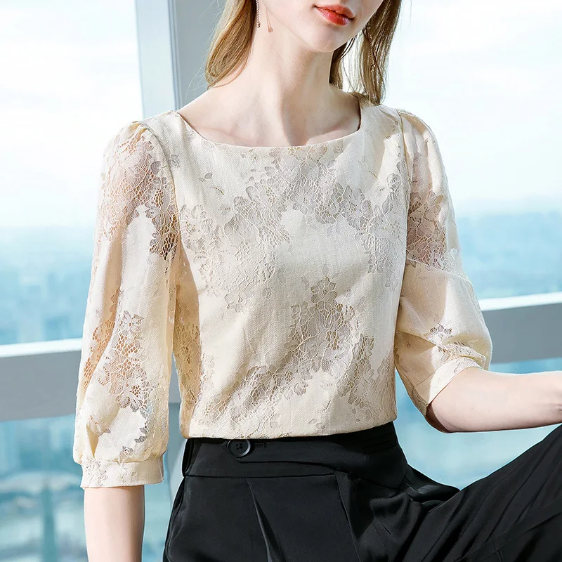 European lace T-shirt 2021 spring women's dress with western style and small shirt
European lace T-shirt 2021 spring women's dress with western style and small shirt
