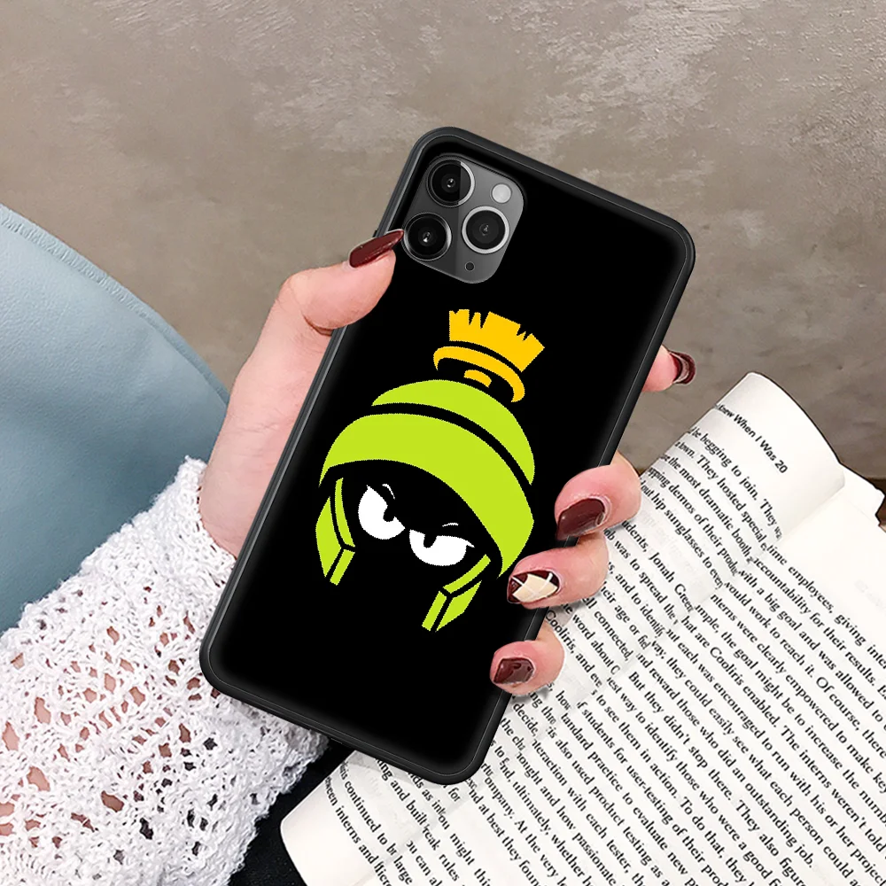 Cute cartoon Marvin the Martian Phone Case For IPhone 5 5S SE 5C 6 6S 7 8 Plus X XS XR 11 12 Mini Pro Max 2020 black Cover
Cute cartoon Marvin the Martian Phone Case For IPhone 5 5S SE 5C 6 6S 7 8 Plus X XS XR 11 12 Mini Pro Max 2020 black Cover