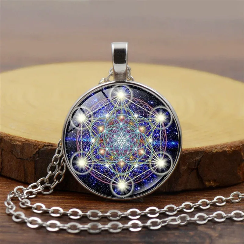 Mysterious Metatron Cube Necklace Jewelry Sacred Geometry Flower of Life Glass Pendant Magic Hexagram Necklaces for Women 2021
Mysterious Metatron Cube Necklace Jewelry Sacred Geometry Flower of Life Glass Pendant Magic Hexagram Necklaces for Women 2021