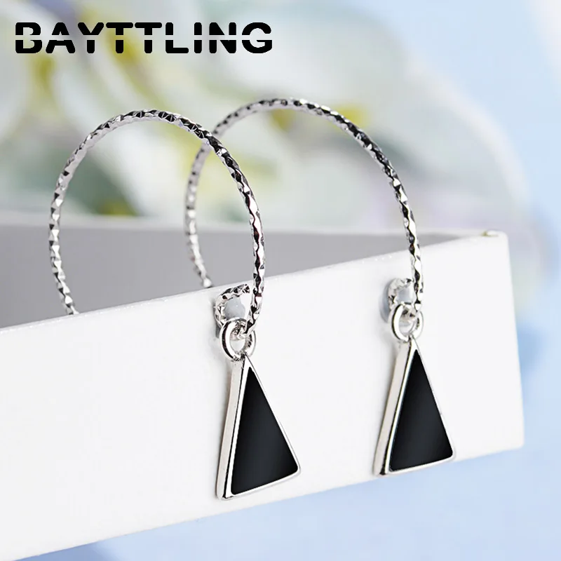 BAYTTLING Silver Color 30MM Black Triangle Fine Drop Earrings For Women Fashion Glamour Party Jewelry Gift Couple
BAYTTLING Silver Color 30MM Black Triangle Fine Drop Earrings For Women Fashion Glamour Party Jewelry Gift Couple
