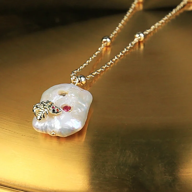Baroque Natural Freshwater Pearls Copper Chain Pendant Necklace For Women Butterfly Long Sweater Chain Necklack Jewelry Fashion
Baroque Natural Freshwater Pearls Copper Chain Pendant Necklace For Women Butterfly Long Sweater Chain Necklack Jewelry Fashion