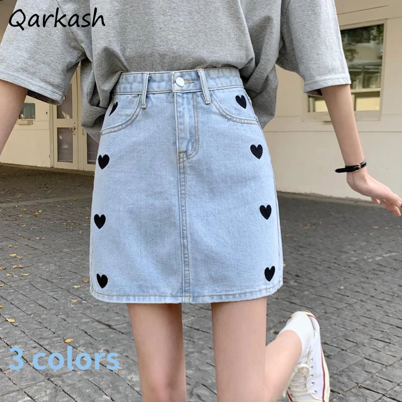 Mini Skirts Women Denim Vintage Summer Heart-embroidered 3 Colors Korean Style Lovely Streetwear Ladies Leisure Popular Harajuku
Mini Skirts Women Denim Vintage Summer Heart-embroidered 3 Colors Korean Style Lovely Streetwear Ladies Leisure Popular Harajuku