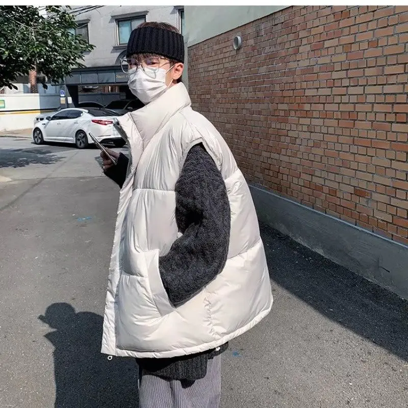 2021 versatile Cotton Jacket Vest men's and women's jacket winter warm Korean fashion retro sleeveless cotton padded jacket
2021 versatile Cotton Jacket Vest men's and women's jacket winter warm Korean fashion retro sleeveless cotton padded jacket