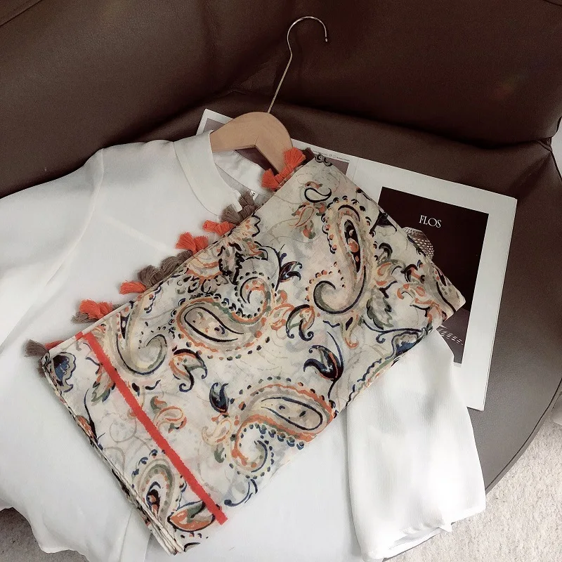 2020 Women Fashion Cashew Floral Tassel Viscose Shawl From Indian Print Wrap Pashmina Stole Bufandas Muslim Hijab Snood 180*90Cm
2020 Women Fashion Cashew Floral Tassel Viscose Shawl From Indian Print Wrap Pashmina Stole Bufandas Muslim Hijab Snood 180*90Cm