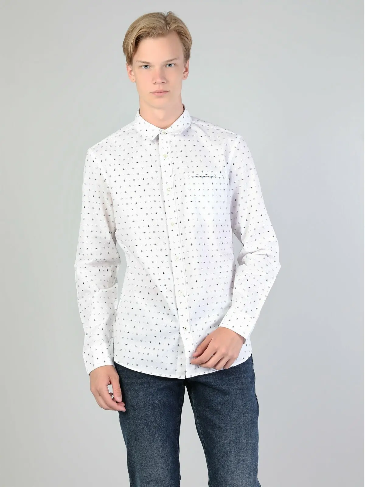 Men Long Sleeve Shirt CL1045011 
Men Long Sleeve Shirt CL1045011
