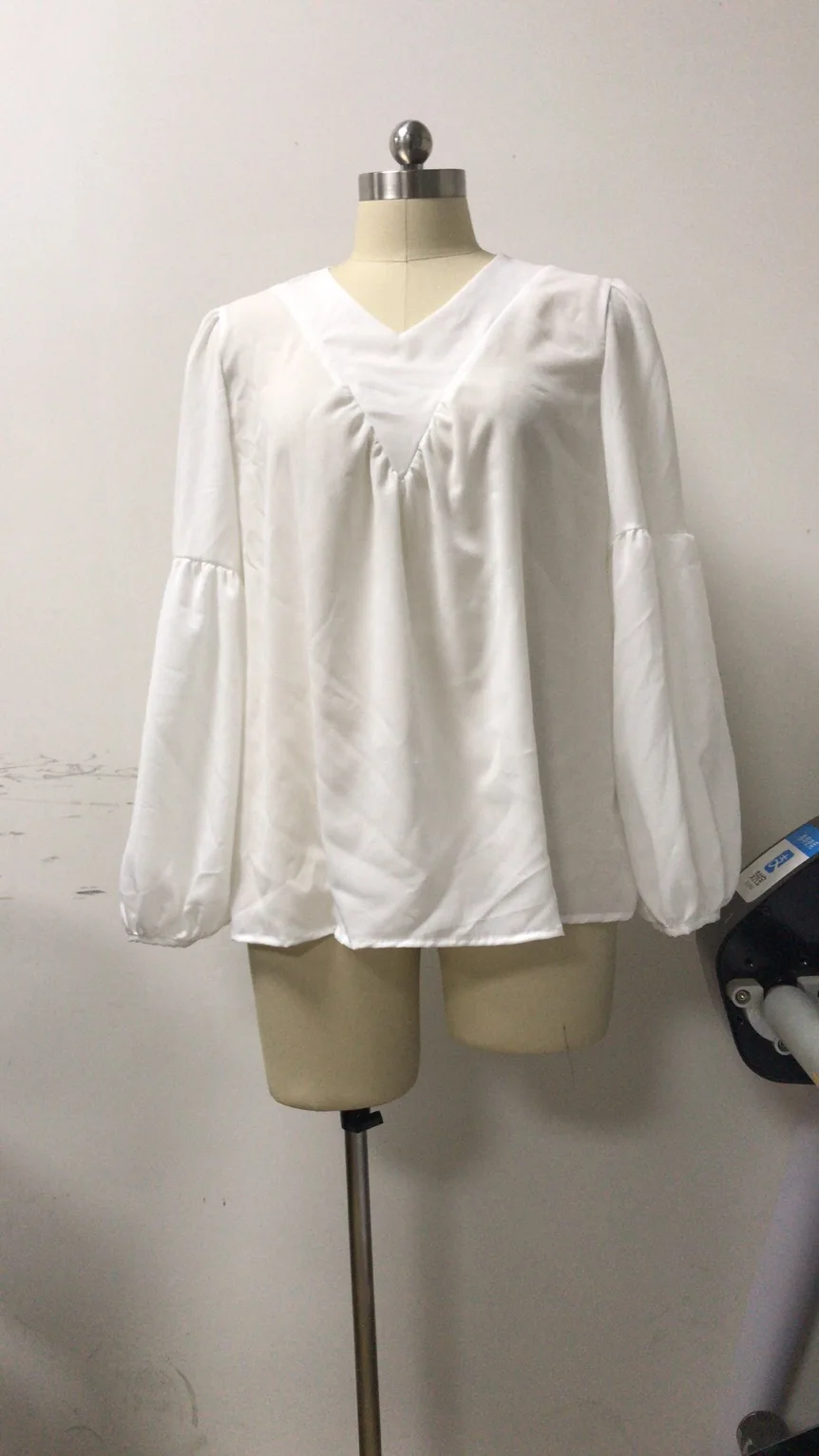 Women Blouses Lantern Sleeve Vintage Boho 2020 Tops Casual V-neck Pleated Loose Blouse Women Plus Size Woman Clothes
Women Blouses Lantern Sleeve Vintage Boho 2020 Tops Casual V-neck Pleated Loose Blouse Women Plus Size Woman Clothes