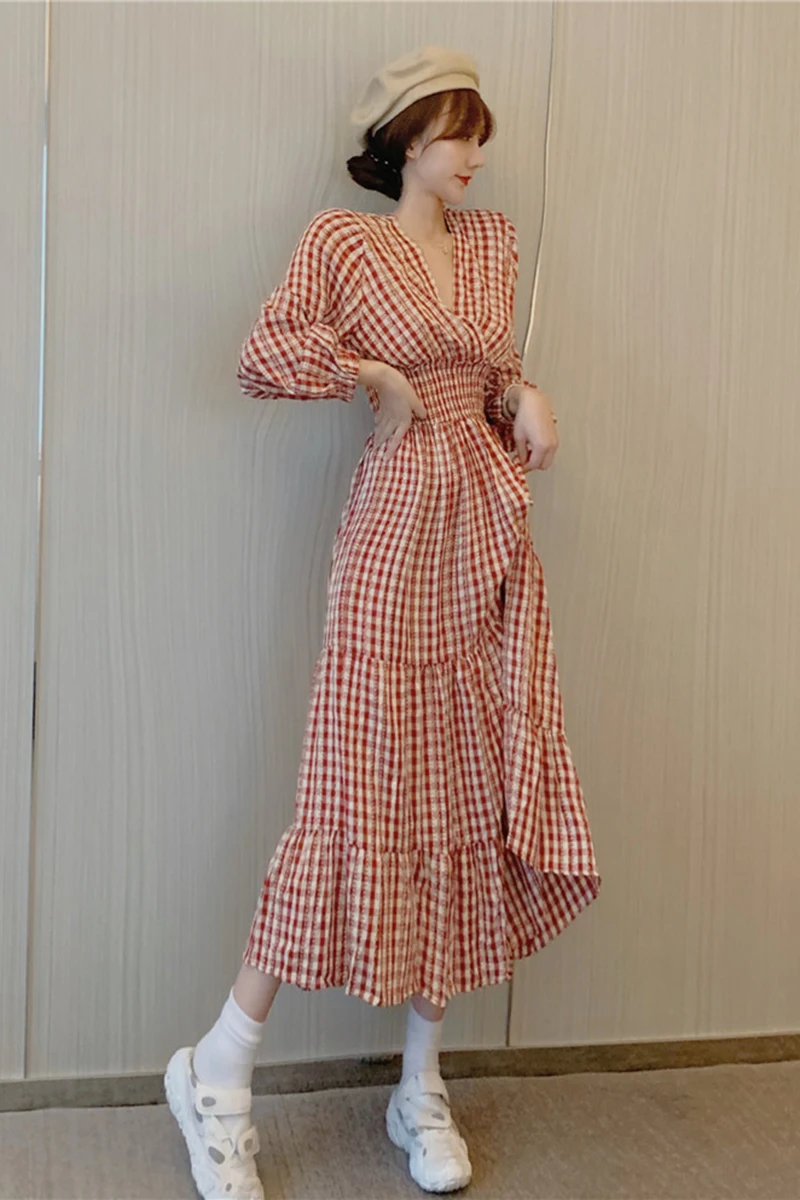 Spring And Summer New French Retro Sexy V-neck Plaid Long Skirt Female Temperament Waist Long-sleeved Dress Ladies Tide 2021 Hot
Spring And Summer New French Retro Sexy V-neck Plaid Long Skirt Female Temperament Waist Long-sleeved Dress Ladies Tide 2021 Hot