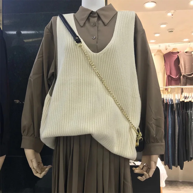 Korean Oversized Knitted Women Vest Deep V Neck Sleeveless Solid Loose Female Long Vests Tide Autumn Winter Ladies Waistcoat
Korean Oversized Knitted Women Vest Deep V Neck Sleeveless Solid Loose Female Long Vests Tide Autumn Winter Ladies Waistcoat