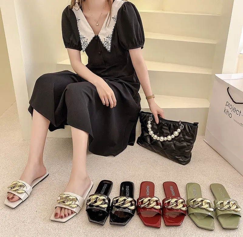 Home Slippers Women's Slides Flat Shoes Female Fashion Rivet Pantofle Massage Summer Luxury Soft 2021 Casual PU Metal Decoration
Home Slippers Women's Slides Flat Shoes Female Fashion Rivet Pantofle Massage Summer Luxury Soft 2021 Casual PU Metal Decoration