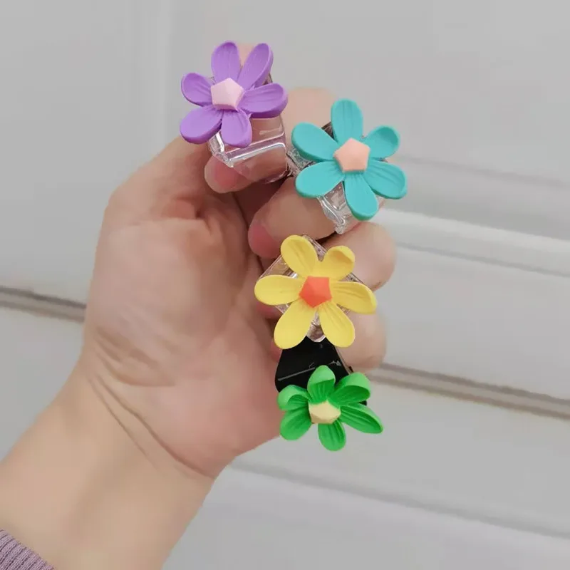 Korean Fashion Candy Color Acrylic Flower Finger Rings For Women Sweet Transparent Resin Plant Ring For Wedding Party jewelry
Korean Fashion Candy Color Acrylic Flower Finger Rings For Women Sweet Transparent Resin Plant Ring For Wedding Party jewelry