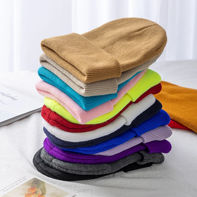 New Unisex Multicolor Autumn & Winter Beanie Hat Men Basic Daily Beanie Women Soft Knitted Hat Elegant All-match Streetwear Cap 
New Unisex Multicolor Autumn & Winter Beanie Hat Men Basic Daily Beanie Women Soft Knitted Hat Elegant All-match Streetwear Cap