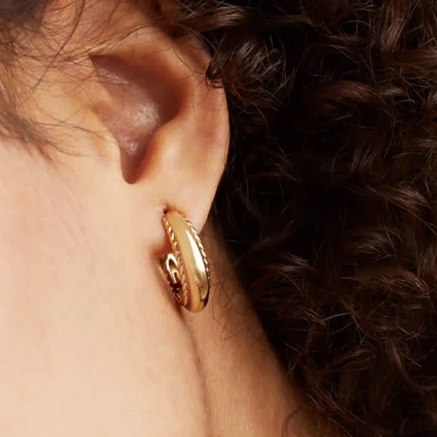Dome hoop earrings for women stainless steel gold crescent C hoop earrings wholesale items dropship trendy women jewelry 2021
Dome hoop earrings for women stainless steel gold crescent C hoop earrings wholesale items dropship trendy women jewelry 2021
