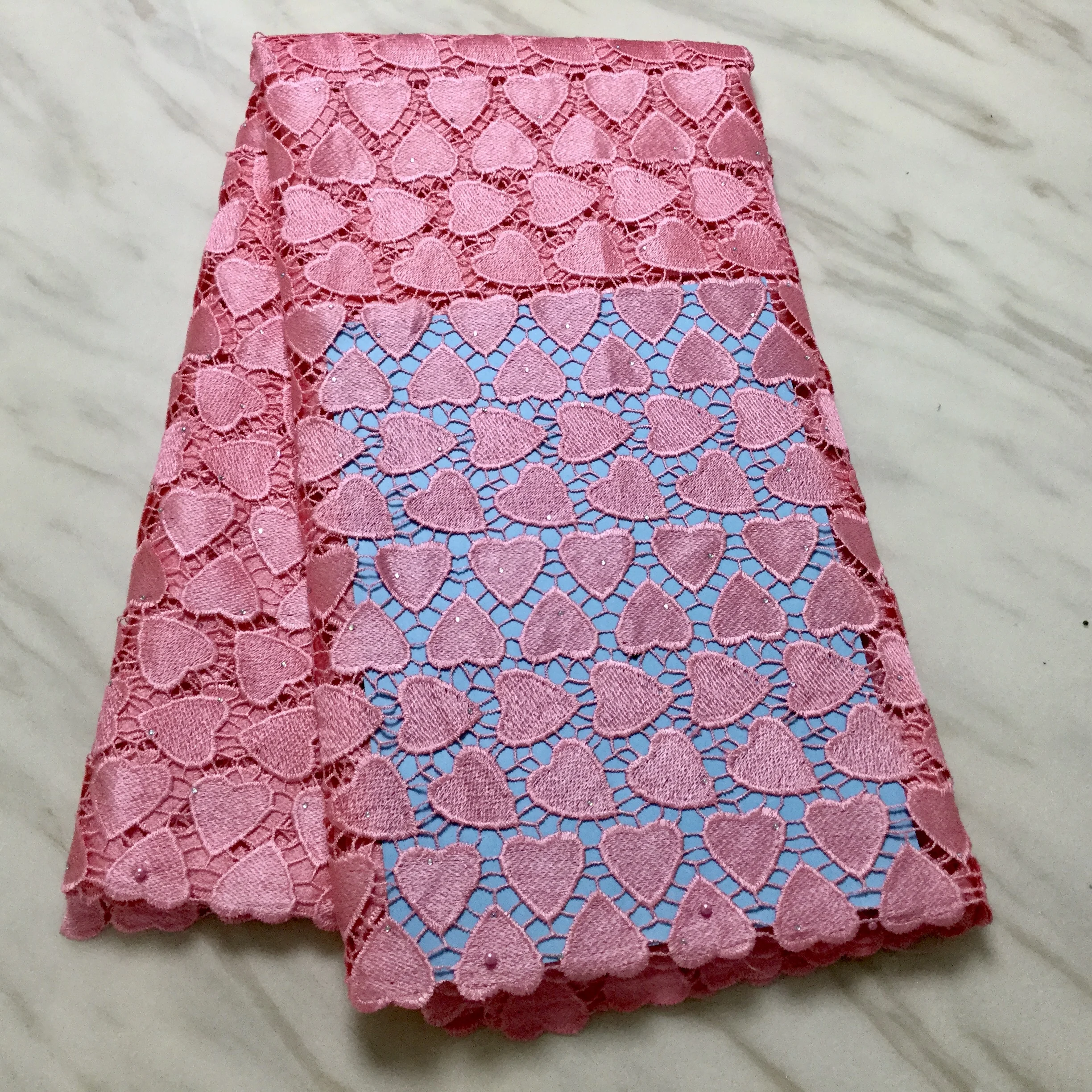 beaded heart pattern design newcoming stones african pure colour water soluble lace fabric for party dress good quality
beaded heart pattern design newcoming stones african pure colour water soluble lace fabric for party dress good quality