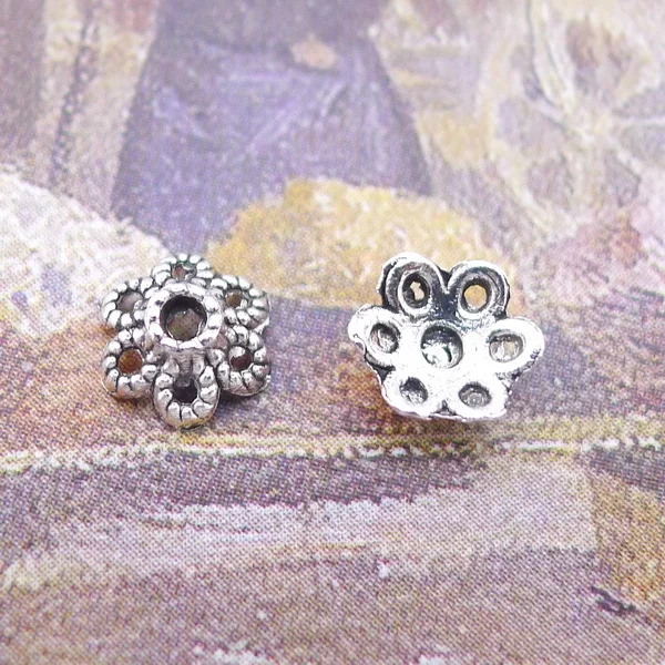Craft For Jewelry Findings Components Torus Septa Antique Silver Color 7*7mm 30 Pieces
Craft For Jewelry Findings Components Torus Septa Antique Silver Color 7*7mm 30 Pieces