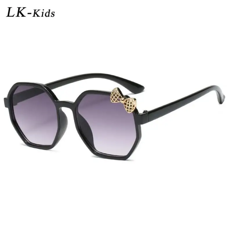 LongKeeper Irregular Bow Kids Sunglasses For Girls Vintage Polygon Decorate Sun Glasses Baby Pink Black Gafas De Sol UV400
LongKeeper Irregular Bow Kids Sunglasses For Girls Vintage Polygon Decorate Sun Glasses Baby Pink Black Gafas De Sol UV400