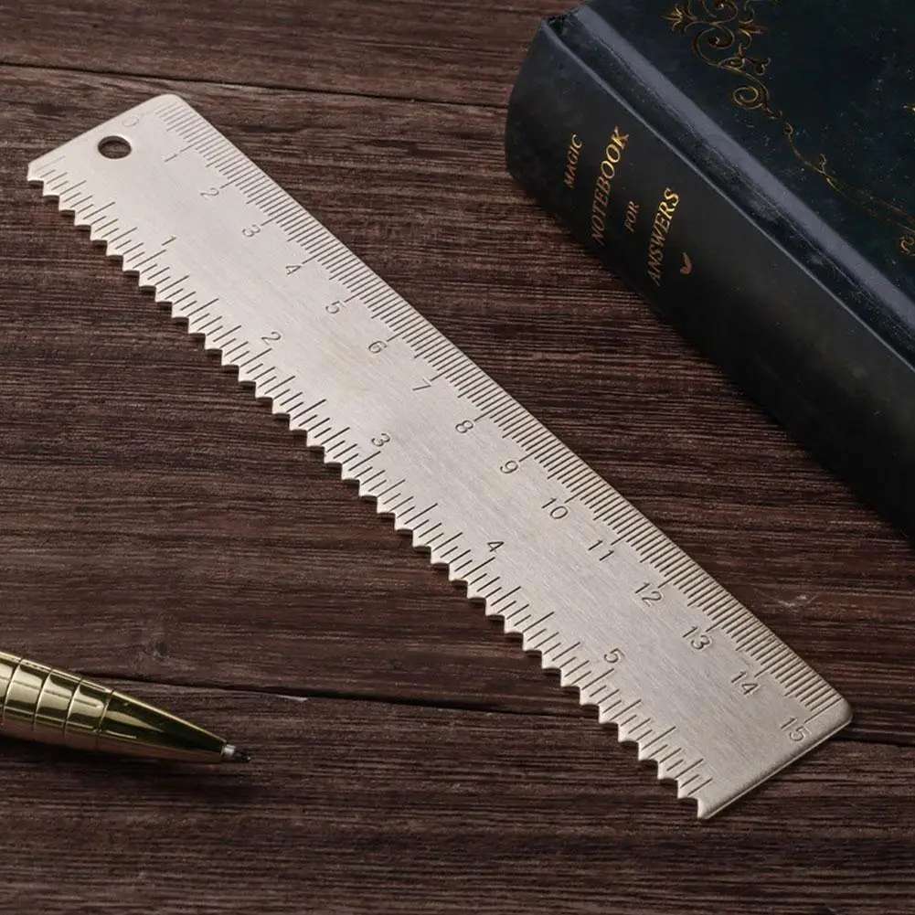 20/15cm Brass Wave Straight Ruler Bookmark Cartography Painting Measuring Metal Ruler Student School Stationery Supplies
20/15cm Brass Wave Straight Ruler Bookmark Cartography Painting Measuring Metal Ruler Student School Stationery Supplies