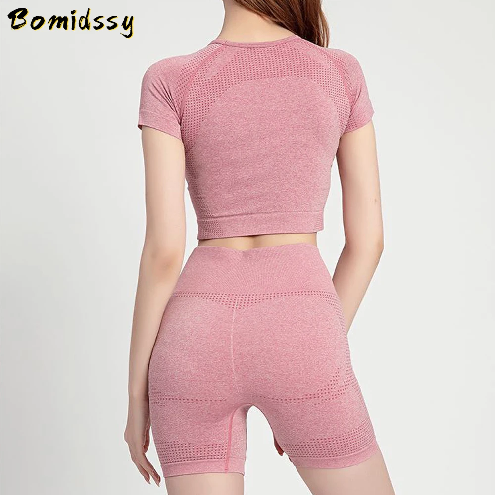 Exercise Clothing for Women Shockproof Gathered Yoga Series Contains T-shirt Bra Shorts Seamless Sets Fitness Movement Pants
Exercise Clothing for Women Shockproof Gathered Yoga Series Contains T-shirt Bra Shorts Seamless Sets Fitness Movement Pants