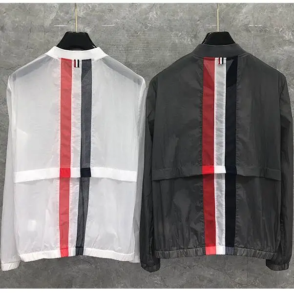 2021 Fashion Brand Jacket Men Quick Dry Uv Sun Protection Outdoor Sports Coats Thin Casual Sunscreen Loose Skin Windbreaker
2021 Fashion Brand Jacket Men Quick Dry Uv Sun Protection Outdoor Sports Coats Thin Casual Sunscreen Loose Skin Windbreaker