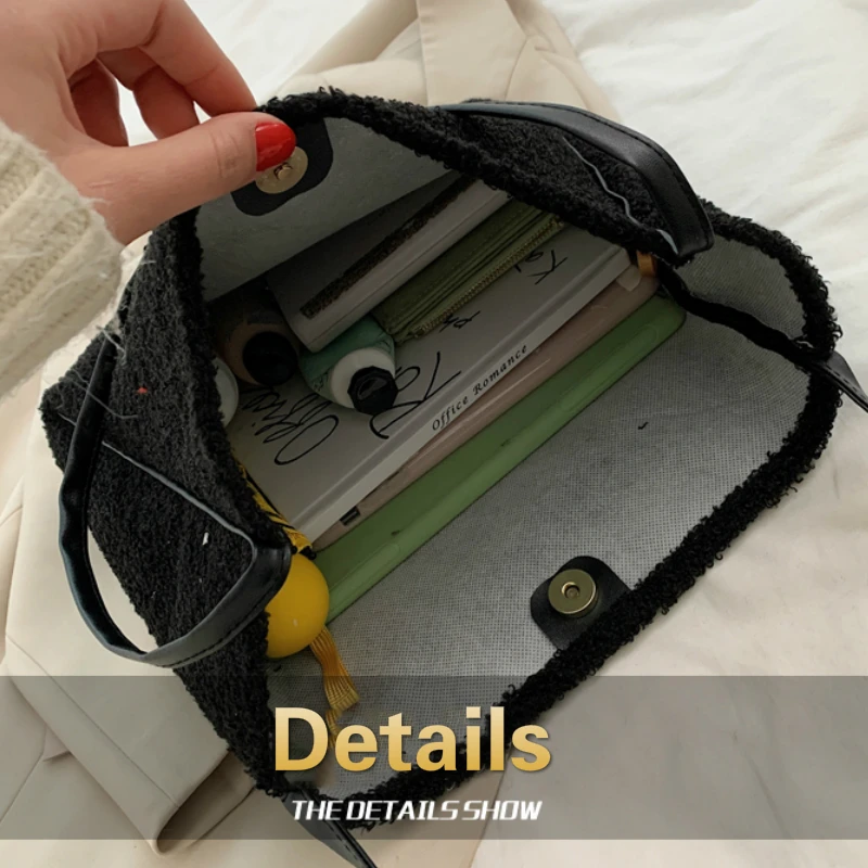 Shoulder Bags Women Lambswool Soft Fluffy Tote Bag Elegant Shopping All-match Street Winter Fashion Solid Simple Ulzzang Ins New 
Shoulder Bags Women Lambswool Soft Fluffy Tote Bag Elegant Shopping All-match Street Winter Fashion Solid Simple Ulzzang Ins New