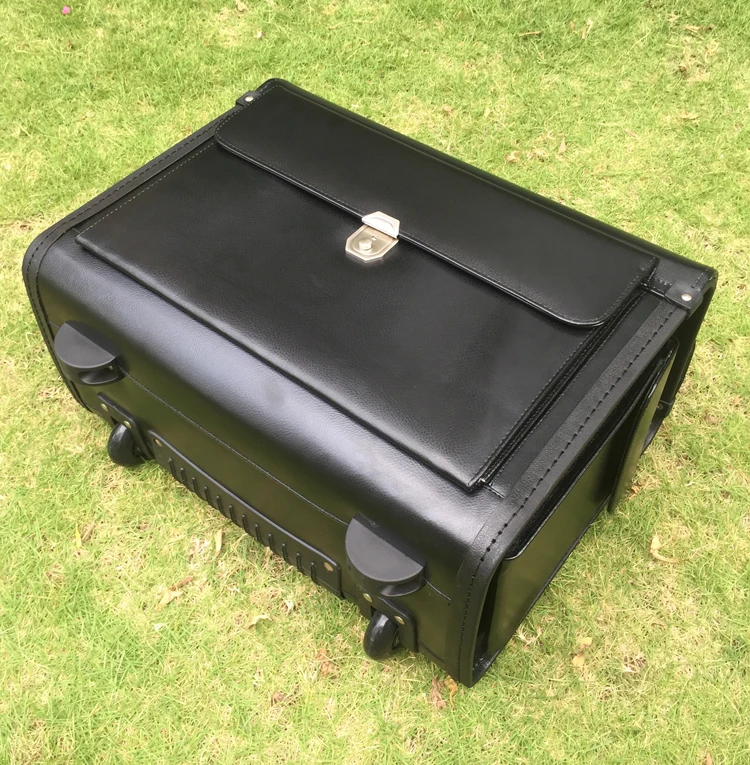 Luxury Genuine Leather Business Trolley Pilot Captain Rolling Luggage Women Fashion Travel Suitcase Men Boarding Case Black Hot
Luxury Genuine Leather Business Trolley Pilot Captain Rolling Luggage Women Fashion Travel Suitcase Men Boarding Case Black Hot