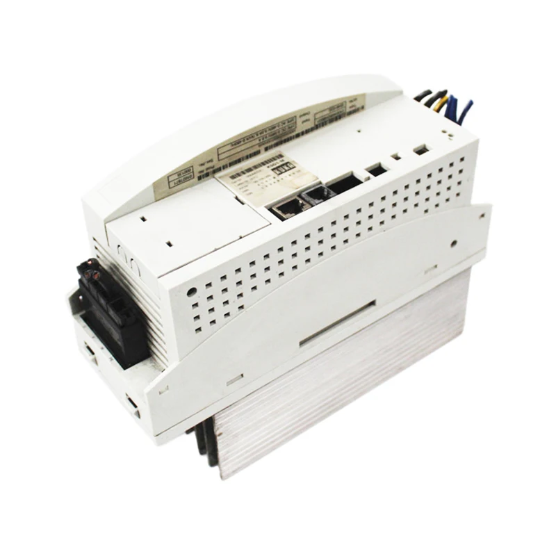 Б/у Kuka сервопривод KSD1-16 E93DA552I4B531 используется в хорошем состоянии 
Б/у Kuka сервопривод KSD1-16 E93DA552I4B531 используется в хорошем состоянии