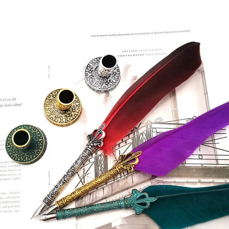 1PC Vintage European Style Pen Holder With Metal Round Base For Feather Quill Dip Pens Gifts School Office Writing Accessories
1PC Vintage European Style Pen Holder With Metal Round Base For Feather Quill Dip Pens Gifts School Office Writing Accessories