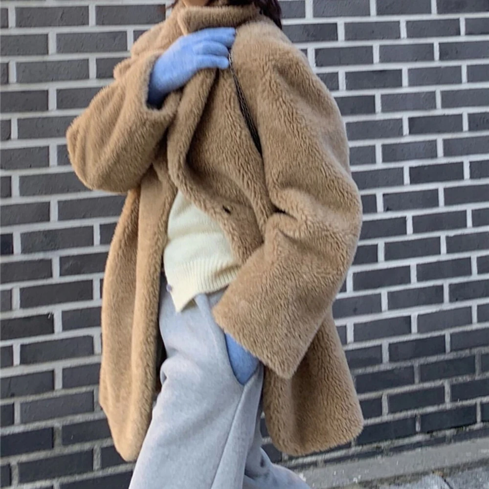 Korean Fashion 2021 New Autumn Winter Overcoat Solid Color Fashion Womens Lamb Wool Thicken Lapel Long Sleeve Womens Jackets
Korean Fashion 2021 New Autumn Winter Overcoat Solid Color Fashion Womens Lamb Wool Thicken Lapel Long Sleeve Womens Jackets