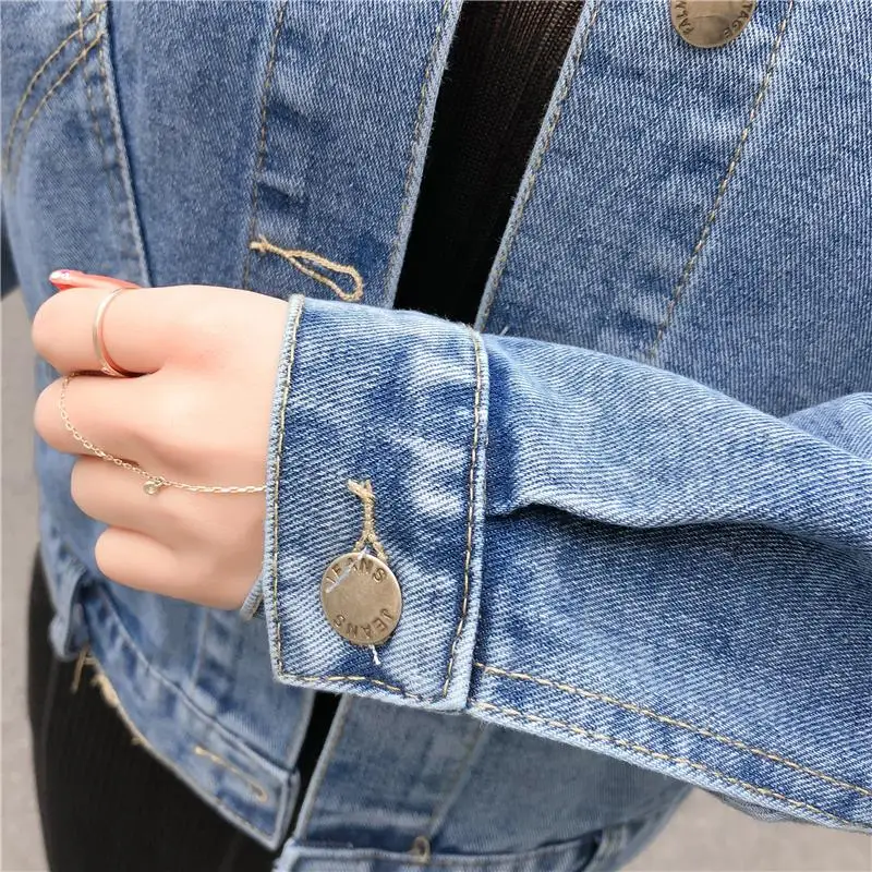 Spring Jacket Women Beaded Denim Coat New Korean Loose Long-sleeved Single-breasted Blue Jeans Jacket Female Windbreakers J205
Spring Jacket Women Beaded Denim Coat New Korean Loose Long-sleeved Single-breasted Blue Jeans Jacket Female Windbreakers J205