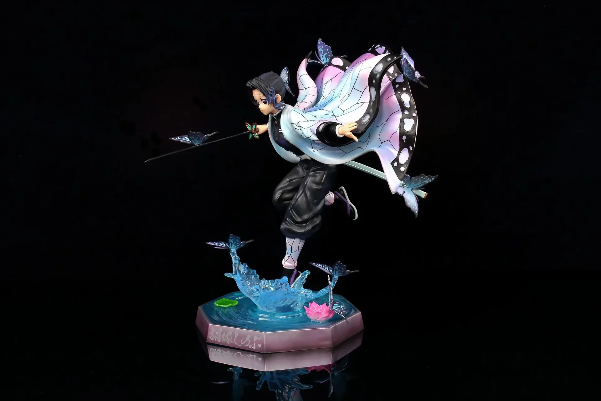 Luxury High Quality Box 23cm Demon Slayer Kochou Shinobu Action Figures Fine Pvc Anime Figurine Model Collection Decorations
Luxury High Quality Box 23cm Demon Slayer Kochou Shinobu Action Figures Fine Pvc Anime Figurine Model Collection Decorations