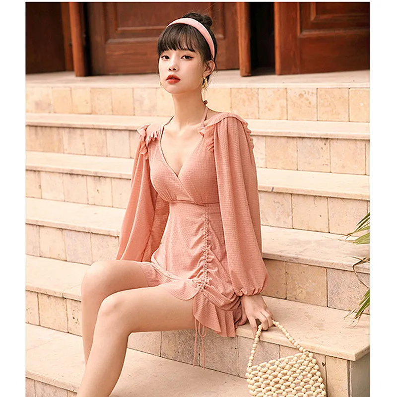 STAERK French solid color simple V One-Piece Swimsuit Bathing Female Shoulder Women Swimwear Push Up Beach wear Ruffle Monokini
STAERK French solid color simple V One-Piece Swimsuit Bathing Female Shoulder Women Swimwear Push Up Beach wear Ruffle Monokini