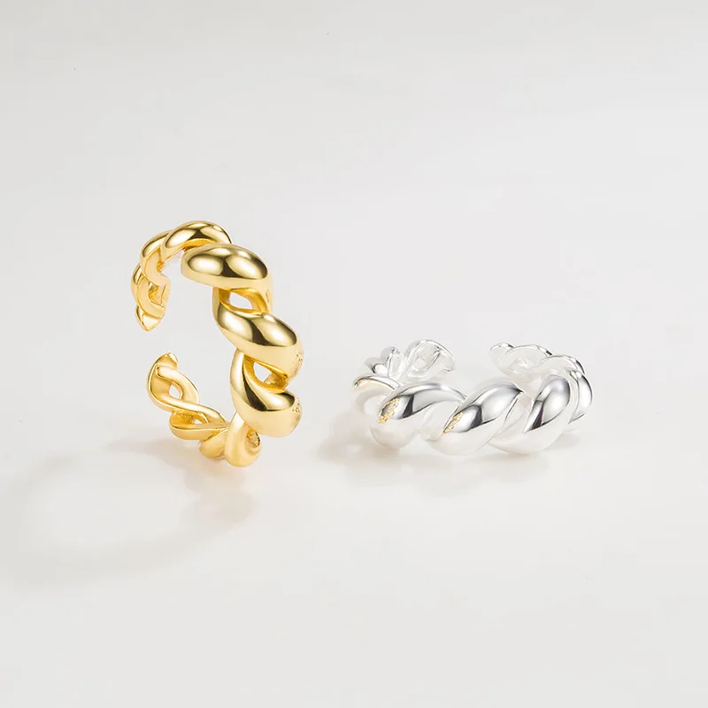 Ins Cold Retro Wild 925 Sterling Silver Winding Chain Ring Hollow Twist Croissant Index Finger Ring
Ins Cold Retro Wild 925 Sterling Silver Winding Chain Ring Hollow Twist Croissant Index Finger Ring