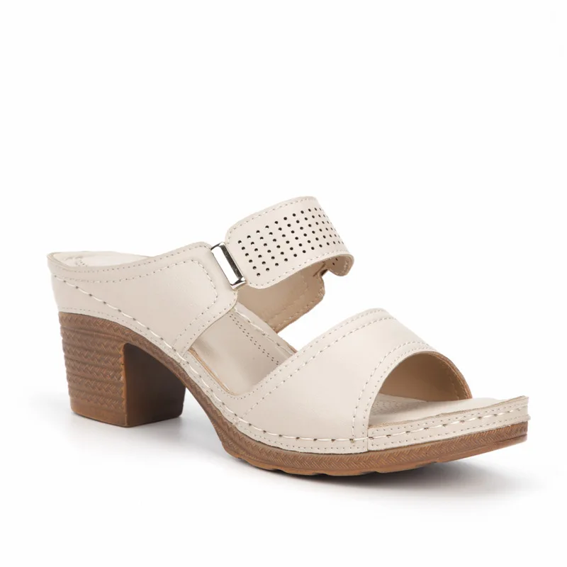 2021 Summer New PU Leather Fashion High Sandals Women's Thick Bottomed Hollow Sandals Comfortable Beach Shoes Hot Sale 5KE272
2021 Summer New PU Leather Fashion High Sandals Women's Thick Bottomed Hollow Sandals Comfortable Beach Shoes Hot Sale 5KE272