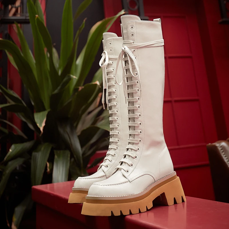 High Tube Martin Boots Women's Shoes Autumn Winter 2021 New Leather Lace-up Knight Boots Square Toe Knee High Boots Botas Mujer
High Tube Martin Boots Women's Shoes Autumn Winter 2021 New Leather Lace-up Knight Boots Square Toe Knee High Boots Botas Mujer