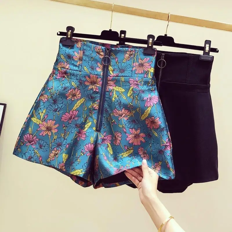 2021 Spring and Summer Korean Version High-waisted Suit Shorts Women's All-match Hot Pants Casual Wide-leg Pants
2021 Spring and Summer Korean Version High-waisted Suit Shorts Women's All-match Hot Pants Casual Wide-leg Pants