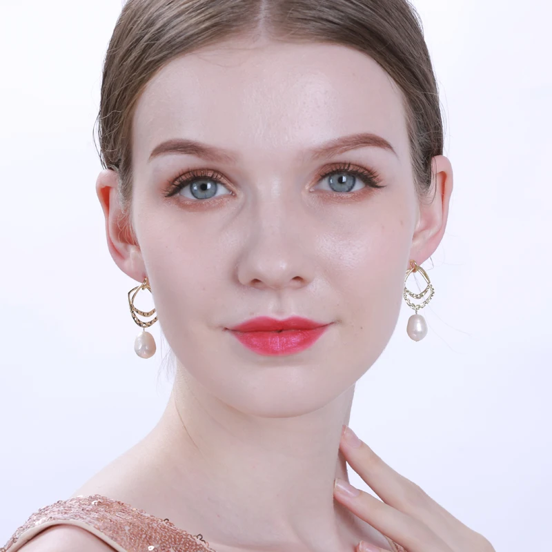 KIVN Womens Fashion Jewelry Baroque Pearl Geometric Drop Dangle Wedding Bridal Earrings Birthday Christmas Annversary Gifts
KIVN Womens Fashion Jewelry Baroque Pearl Geometric Drop Dangle Wedding Bridal Earrings Birthday Christmas Annversary Gifts