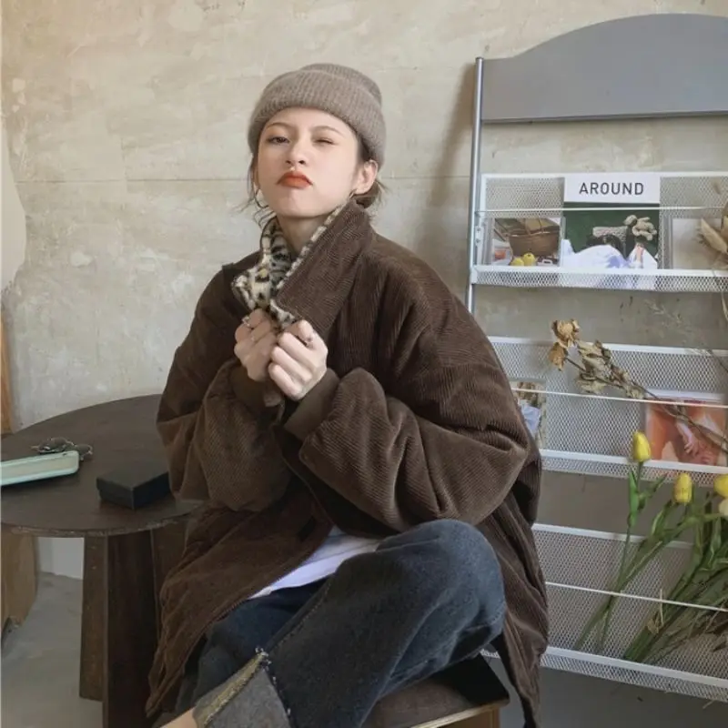 Женская куртка с хлопковой подкладкой, вельветовое пальто с леопардовым принтом и воротником-поло, Свободные Теплые Топы, оптовая продажа, ...
Женская куртка с хлопковой подкладкой, вельветовое пальто с леопардовым принтом и воротником-поло, Свободные Теплые Топы, оптовая продажа, ...
