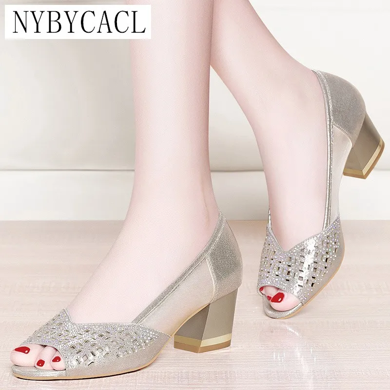 Plus Size Summer Women Sandals Bling Open Toe High Heels Hollow Out Pumps Woman Dress Shoes OL office Ladies Shoes zapatos mujer
Plus Size Summer Women Sandals Bling Open Toe High Heels Hollow Out Pumps Woman Dress Shoes OL office Ladies Shoes zapatos mujer