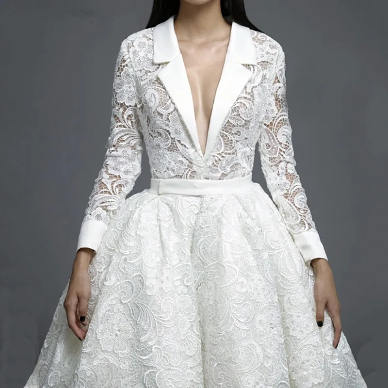 Elegant Women Arabic Evening Dresses Long Sleeves Vintage Lace V Neck Dubai Prom Dress abiye gece elbisesi Formal Party Gowns
Elegant Women Arabic Evening Dresses Long Sleeves Vintage Lace V Neck Dubai Prom Dress abiye gece elbisesi Formal Party Gowns