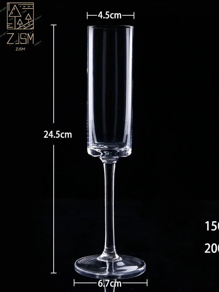 European American champagne glass glass creative glass glass elegant round charm perfect wedding president
European American champagne glass glass creative glass glass elegant round charm perfect wedding president