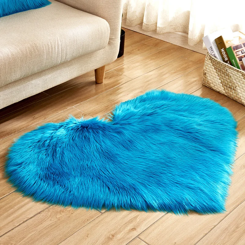 Long Velvet Wool-like Fabric Heart-Shaped Carpet Mat Cute Girl's Heart-Shaped Carpet Decoration
Long Velvet Wool-like Fabric Heart-Shaped Carpet Mat Cute Girl's Heart-Shaped Carpet Decoration