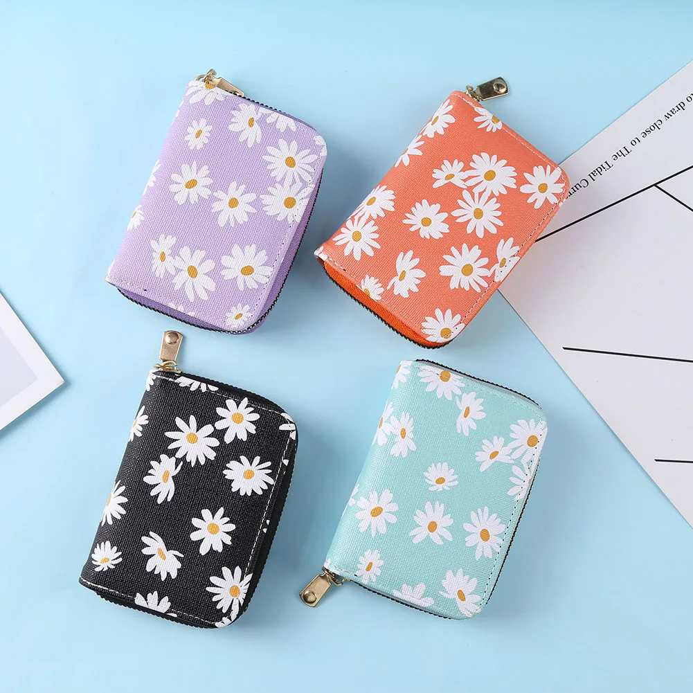 Fashion Women Daisy Day Small Wallet Female PU Leather Card Holder Clutches Card Organizer Casual Ladies Mini Coin Purse 
Fashion Women Daisy Day Small Wallet Female PU Leather Card Holder Clutches Card Organizer Casual Ladies Mini Coin Purse