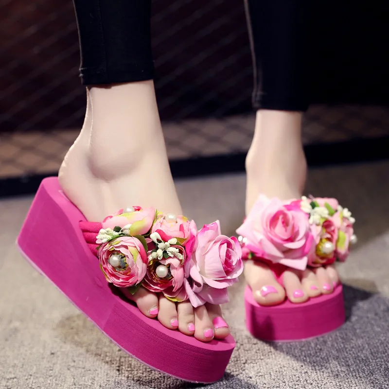 Summer Fashion Wedge with Cute Sandals and Slippers Women's Non-slip High-heeled Flowers Flip-flops Thick-soled Platform Shoes
Summer Fashion Wedge with Cute Sandals and Slippers Women's Non-slip High-heeled Flowers Flip-flops Thick-soled Platform Shoes