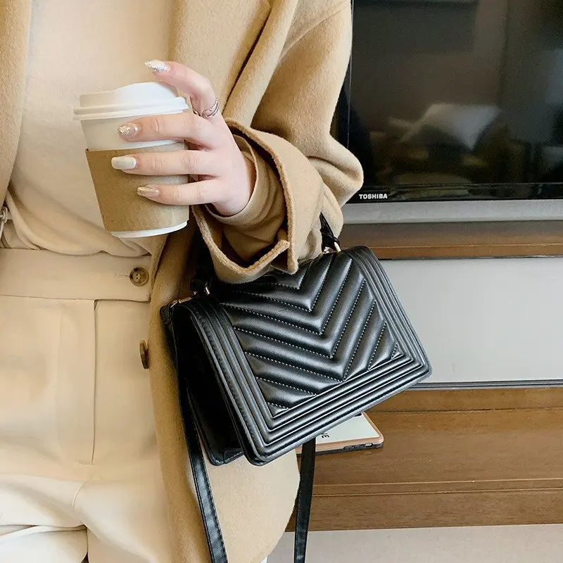 2021 Luxury Brand Designer Women Chic Lattice Party Bag Shoulder Bags Pink White Small Flap Messenge Bag Lady Crossbody Handbags
2021 Luxury Brand Designer Women Chic Lattice Party Bag Shoulder Bags Pink White Small Flap Messenge Bag Lady Crossbody Handbags