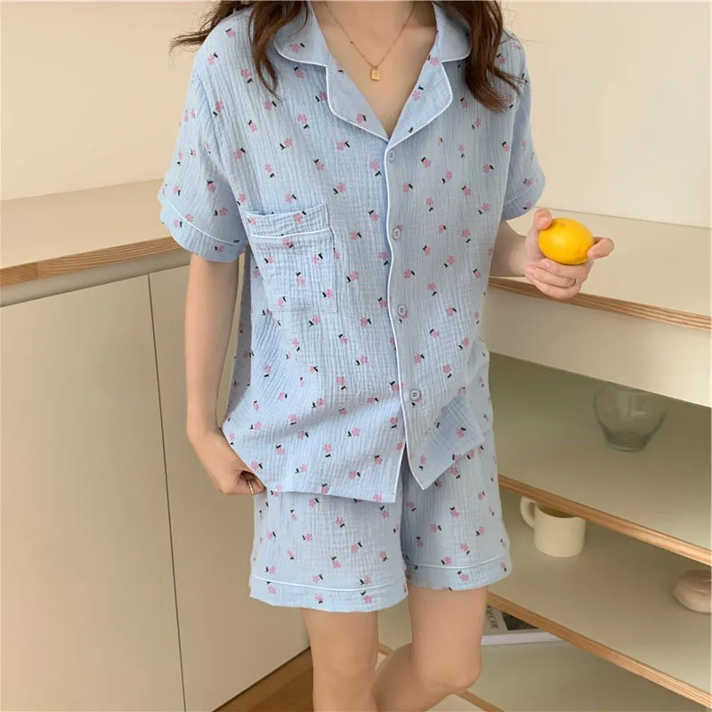 Pyjama Femme Summer New Sweet Flower Pajamas Women Korean Short-Sleeved Girl Pure Cotton Yarn Printing Casual Home Suit
Pyjama Femme Summer New Sweet Flower Pajamas Women Korean Short-Sleeved Girl Pure Cotton Yarn Printing Casual Home Suit