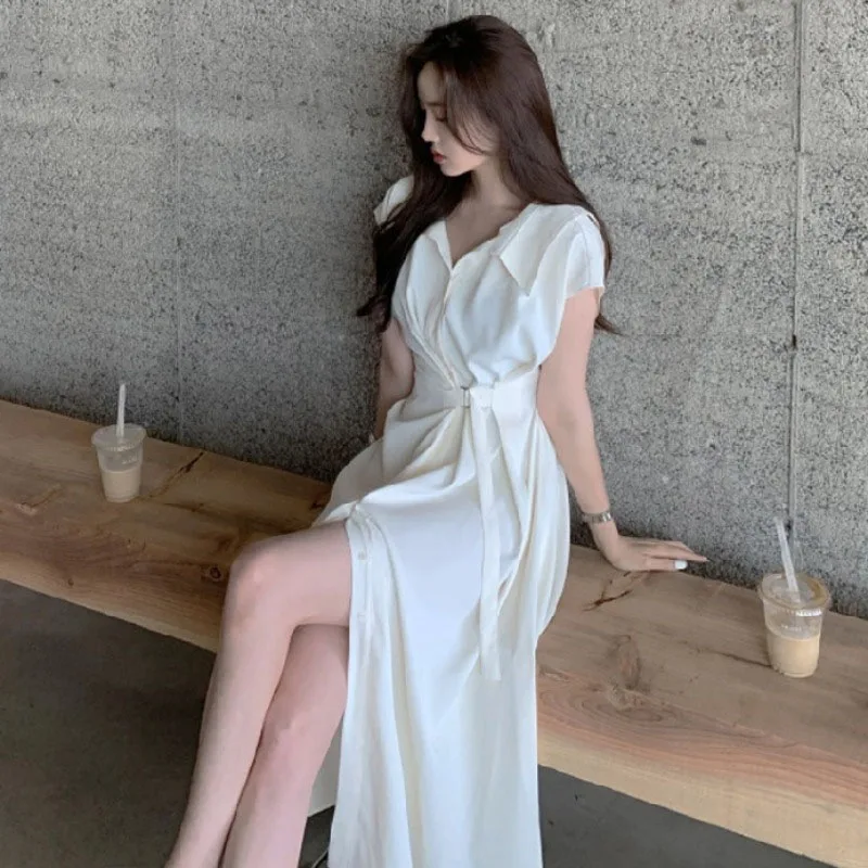 One-Piece Korean Lapel Waist Tie Solid Long Shirt Dress Female 2021 Summer New Gentle Fashion Elegant Ladies Dress Casual Dress
One-Piece Korean Lapel Waist Tie Solid Long Shirt Dress Female 2021 Summer New Gentle Fashion Elegant Ladies Dress Casual Dress